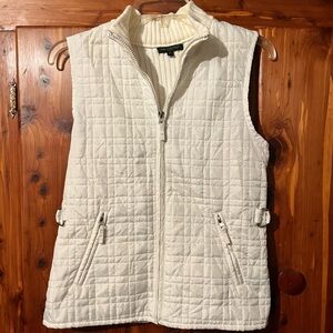 For Cynthia white puffer vest